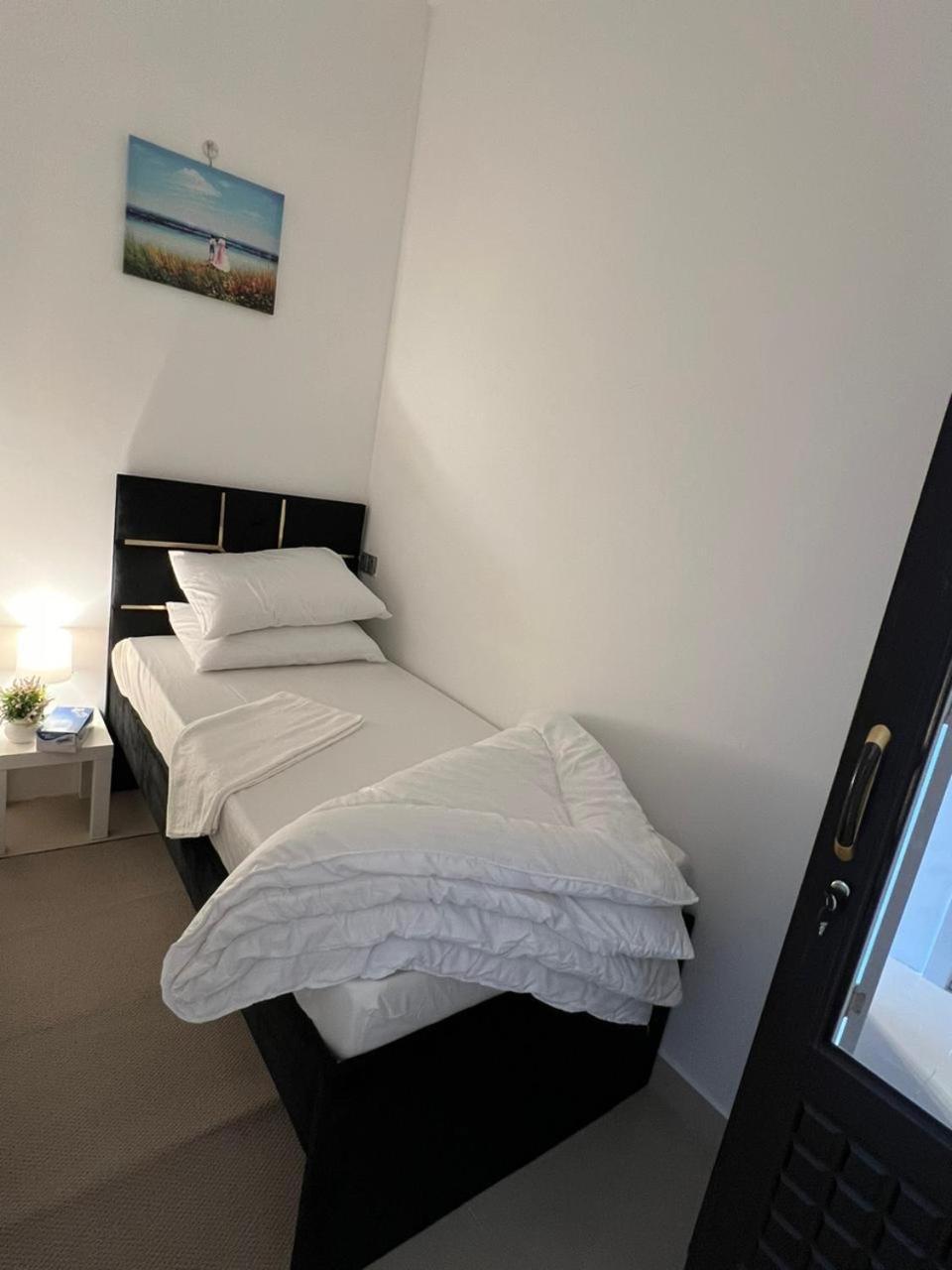Four Stars Hostel 두바이 외부 사진