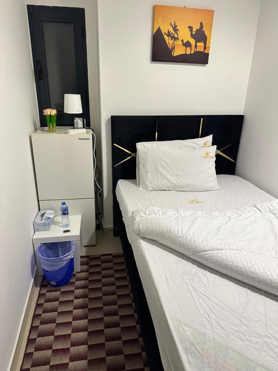 Four Stars Hostel 두바이 외부 사진