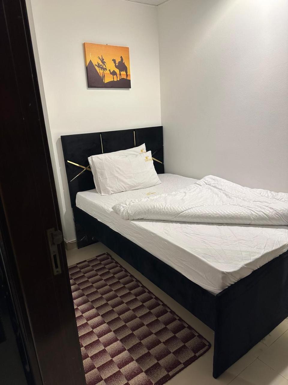 Four Stars Hostel 두바이 외부 사진