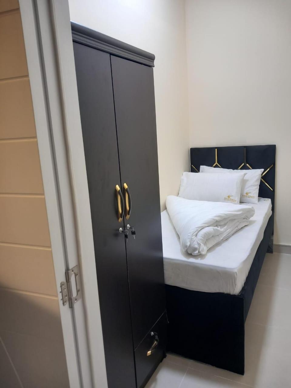 Four Stars Hostel 두바이 외부 사진