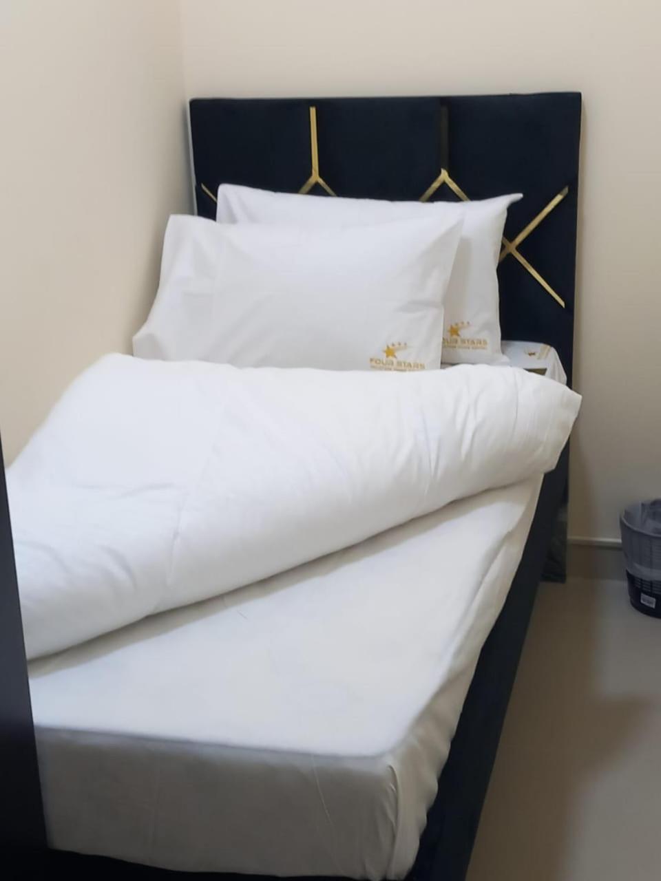 Four Stars Hostel 두바이 외부 사진